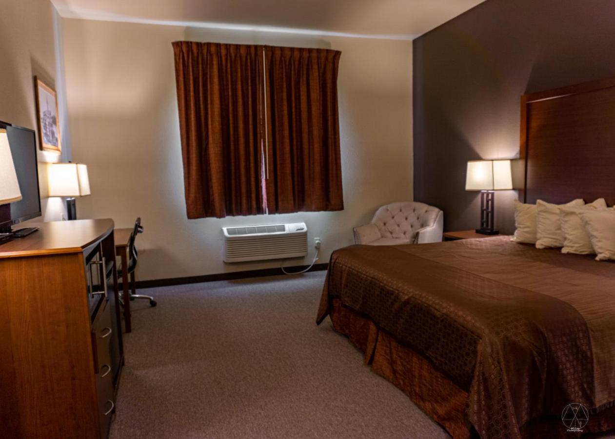 Newcastle Lodge & Convention Center Ngoại thất bức ảnh