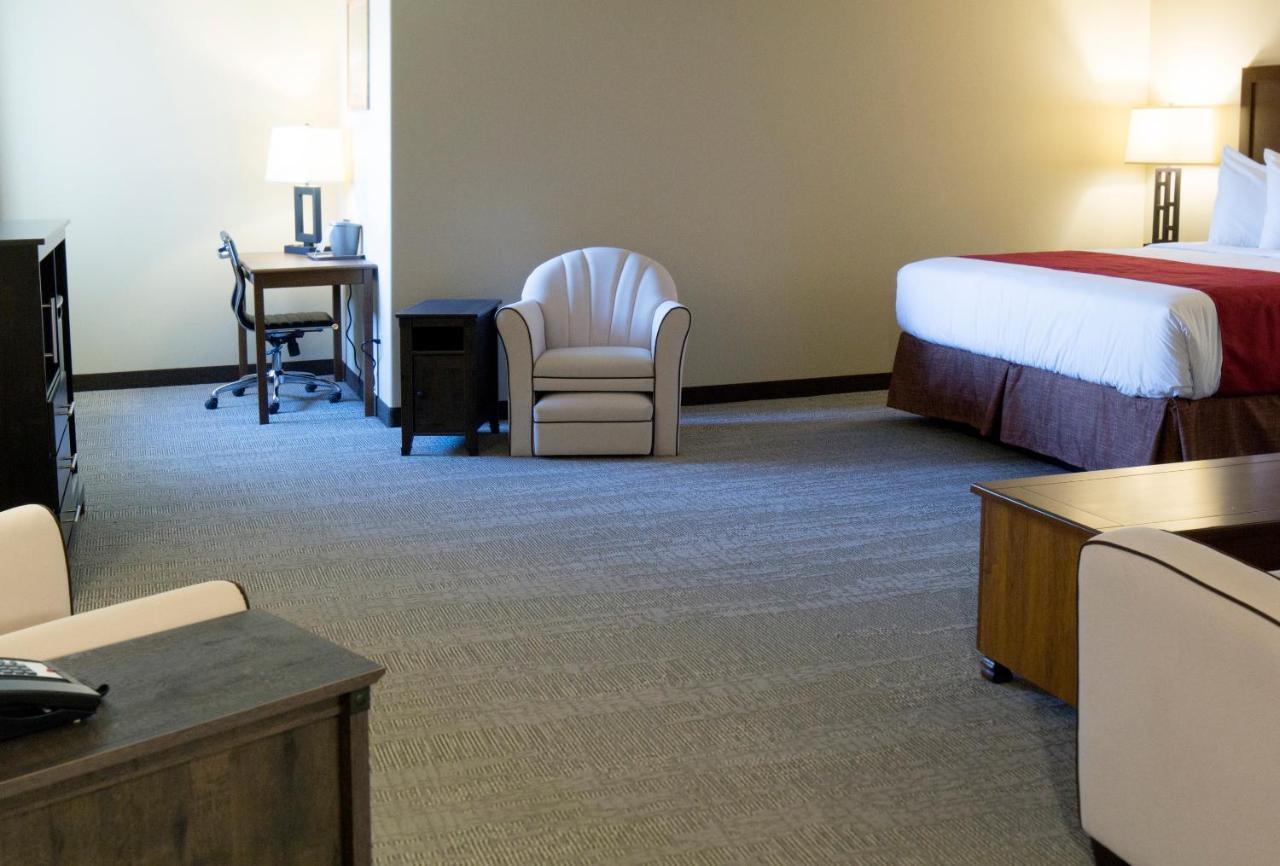 Newcastle Lodge & Convention Center Ngoại thất bức ảnh