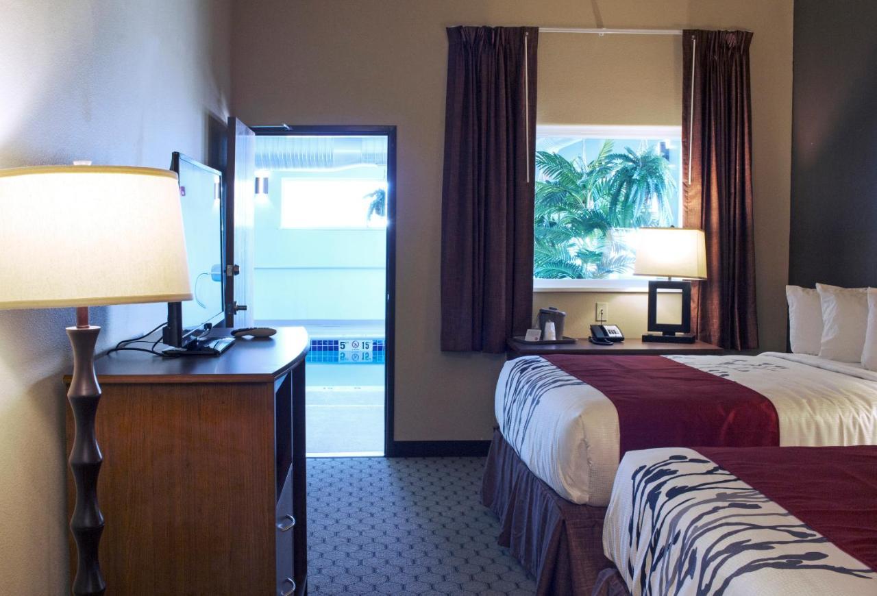 Newcastle Lodge & Convention Center Ngoại thất bức ảnh