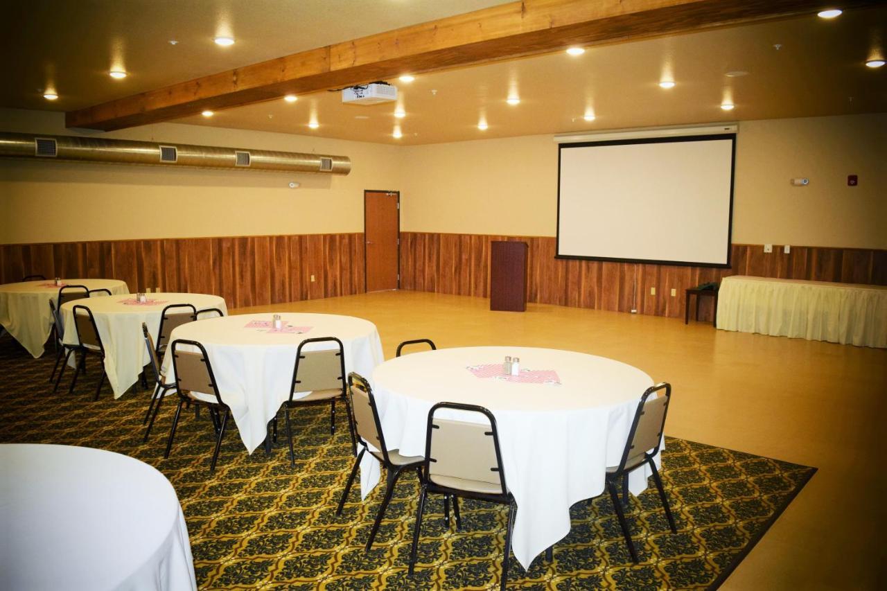 Newcastle Lodge & Convention Center Ngoại thất bức ảnh